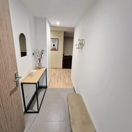 T3 Spacieux, Proche Du Et Du Grand Port Avec Garage Appartement Aix-les-Bains