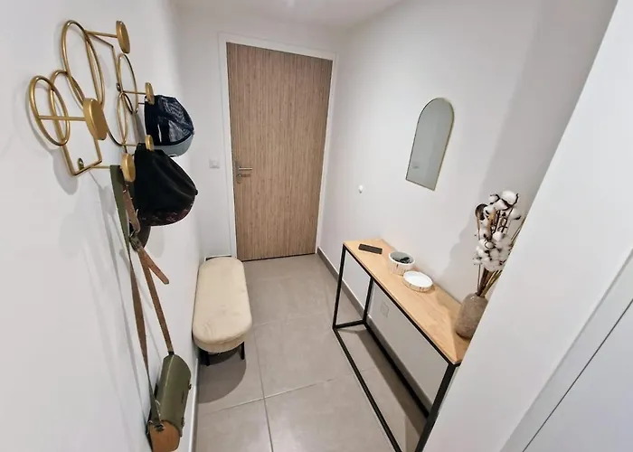 T3 Spacieux, Proche Du Et Du Grand Port Avec Garage アパート *