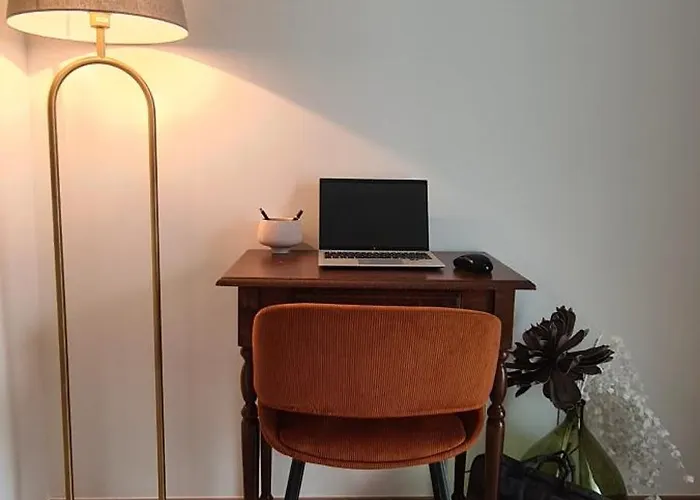 T3 Spacieux, Proche Du Et Du Grand Port Avec Garage * エクスレバン